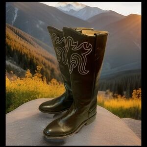 Woman’s Old West black leather western cowboy boots w white stitching Sz 5.5 NEW